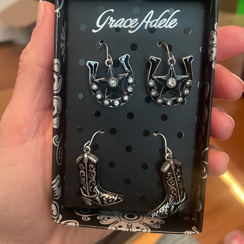 Grace Adele cowboy earring set!